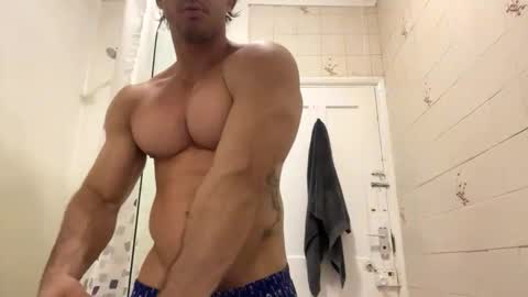 Snapshot of latino_rodri chatting on May 2026 10:40:02 PM latino_rodri online show from May 2026 10:40:02 PM