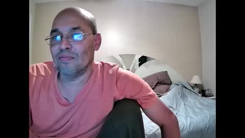 Snapshot of latinoinfla chatting on January 2025 06:03:01 AM latinoinfla online show from January 2025 06:03:01 AM