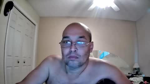 Snapshot of latinoinfla chatting on November 2025 04:42:01 PM latinoinfla online show from November 2025 04:42:01 PM