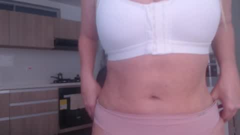 latinpaprika online show from July 2026 11:07:02 PM