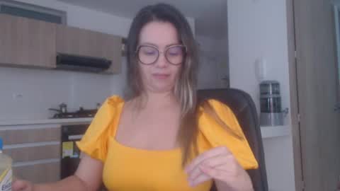 latinpaprika online show from July 2026 12:47:01 PM