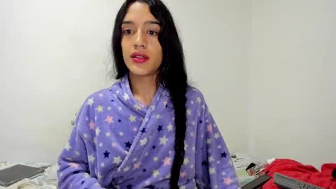 Snapshot of latinsecretfantasy chatting on January 2025 07:29:01 AM latinsecretfantasy online show from January 2025 07:29:01 AM