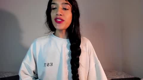 Snapshot of latinsecretfantasy chatting on February 2025 01:50:01 PM latinsecretfantasy online show from February 2025 01:50:01 PM