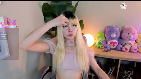 Snapshot of laukyubey1 chatting on November 2025 06:18:02 PM laukyubey1 online show from November 2025 06:18:02 PM