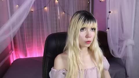 Snapshot of laukyubey1 chatting on December 2025 07:45:02 PM laukyubey1 online show from December 2025 07:45:02 PM