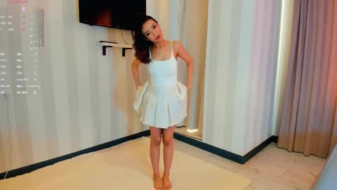 Lauma online show from February 2026 05:08:01 AM