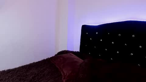 Lau Miller online show from December 2025 12:38:02 AM