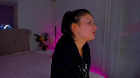 Laura online show from January 2025 10:16:01 AM