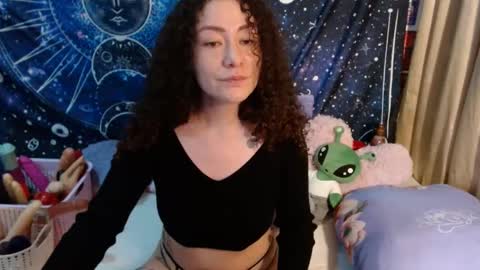 Snapshot of laura_anal_ chatting on December 2024 06:50:01 PM Wen online show from December 2024 06:50:01 PM