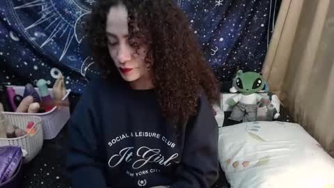 Snapshot of laura_anal_ chatting on February 2025 11:33:02 PM Wen online show from February 2025 11:33:02 PM