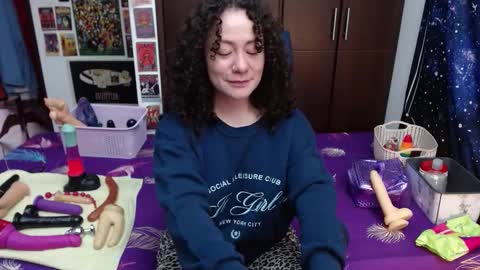 Snapshot of laura_anal_ chatting on October 2025 08:51:02 PM Wen online show from October 2025 08:51:02 PM