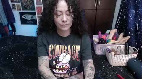 Snapshot of laura_anal_ chatting on November 2025 04:08:02 PM Wen online show from November 2025 04:08:02 PM