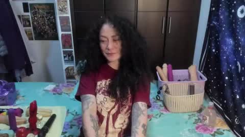  Wen  online show from December 2025 06:36:01 PM