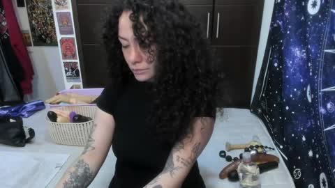  Wen  online show from April 2026 03:39:01 PM