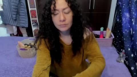 Snapshot of laura_anal_ chatting on May 2026 12:46:01 PM Wen online show from May 2026 12:46:01 PM