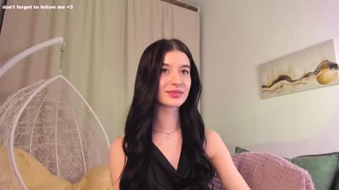 Laura online show from January 2025 02:33:01 AM