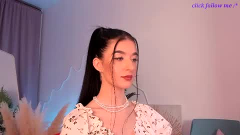Snapshot of laura_coy chatting on August 2026 08:22:01 PM Laura online show from August 2026 08:22:01 PM