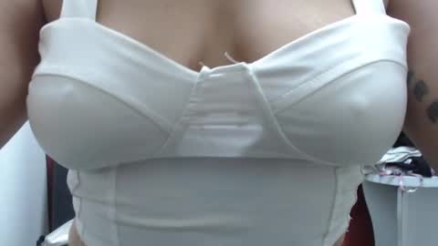 Snapshot of laura_hotyy chatting on September 2025 01:22:01 PM  Laura  online show from September 2025 01:22:01 PM