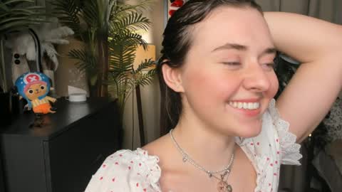 Samantha online show from April 2026 04:04:01 PM