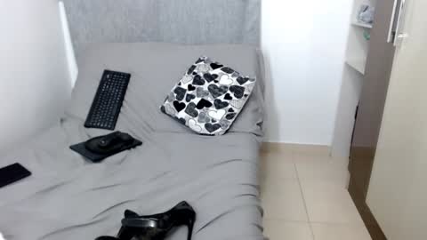 Laura online show from January 2025 12:34:02 AM