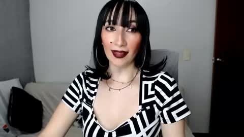 Snapshot of laura_pervert_ chatting on July 2026 11:44:01 PM Laura online show from July 2026 11:44:01 PM