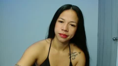 lauracb          online show from January 2026 08:40:02 AM