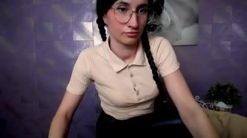 Laura online show from March 2026 07:53:01 AM