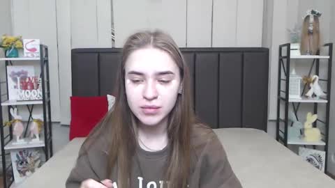 Snapshot of laurahlot chatting on November 2025 06:30:02 PM LauraHlot online show from November 2025 06:30:02 PM
