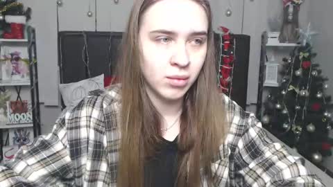 Snapshot of laurahlot chatting on December 2025 06:37:02 PM LauraHlot online show from December 2025 06:37:02 PM