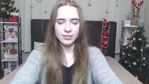 Snapshot of laurahlot chatting on January 2026 06:35:02 PM LauraHlot online show from January 2026 06:35:02 PM