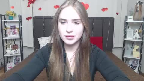 Snapshot of laurahlot chatting on May 2026 06:16:02 PM LauraHlot online show from May 2026 06:16:02 PM