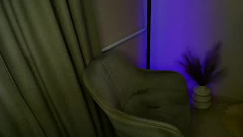 Leila Libertas online show from August 2026 09:52:02 AM