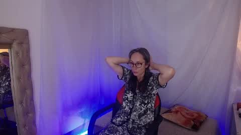 Laura Sofia online show from April 2026 10:20:02 AM