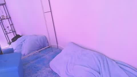 Snapshot of laurem_goddess chatting on July 2026 01:28:01 PM Laurem online show from July 2026 01:28:01 PM
