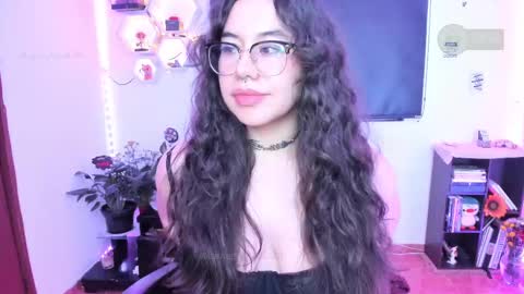  Im Lauren  independent model   online show from March 2025 09:40:02 AM