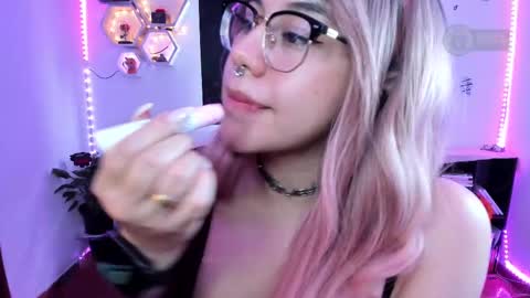  Im Lauren  independent model   online show from March 2025 01:29:02 PM