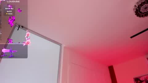 Lauren online show from March 2026 06:11:02 PM