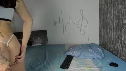 Snapshot of lauren_gold_x chatting on May 2026 04:04:02 PM lauren_gold_x online show from May 2026 04:04:02 PM