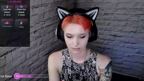 Snapshot of lauren_raquel chatting on April 2026 06:55:01 PM Eva online show from April 2026 06:55:01 PM