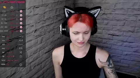 Snapshot of lauren_raquel chatting on May 2026 06:38:01 PM Eva online show from May 2026 06:38:01 PM