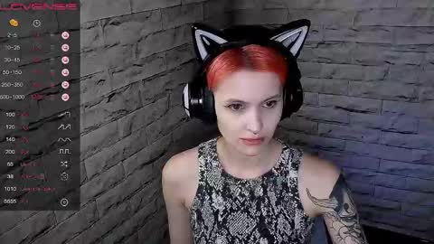 Snapshot of lauren_raquel chatting on May 2026 04:56:02 PM Eva online show from May 2026 04:56:02 PM