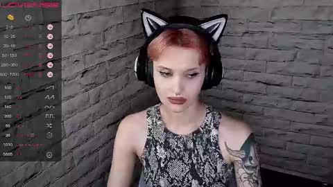 Snapshot of lauren_raquel chatting on June 2026 05:48:01 PM Eva online show from June 2026 05:48:01 PM