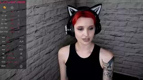 Snapshot of lauren_raquel chatting on June 2026 07:30:02 PM Eva online show from June 2026 07:30:02 PM