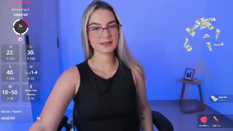Snapshot of laurengill_ chatting on July 2026 11:10:02 PM Lauren online show from July 2026 11:10:02 PM
