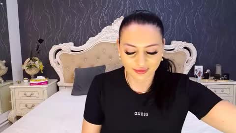 Laura online show from March 2026 03:38:01 PM