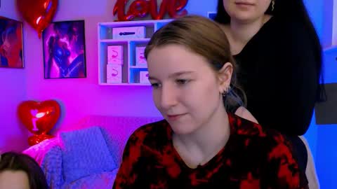 Snapshot of laurenmurrr chatting on February 2026 10:23:02 AM Laure online show from February 2026 10:23:02 AM