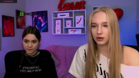 Snapshot of laurenmurrr chatting on February 2026 10:14:02 AM Laure online show from February 2026 10:14:02 AM