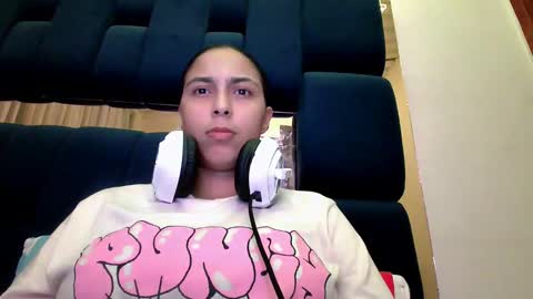 Snapshot of laurent0502 chatting on January 2025 04:50:02 AM Laurent online show from January 2025 04:50:02 AM