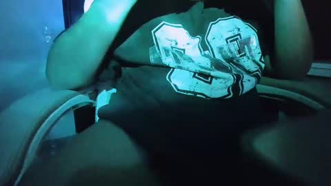 Snapshot of laurent0502 chatting on February 2025 06:43:01 AM Laurent online show from February 2025 06:43:01 AM