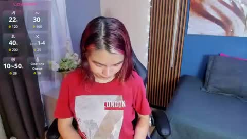 Snapshot of laurent_scott chatting on June 2026 12:13:02 PM Hanna online show from June 2026 12:13:02 PM